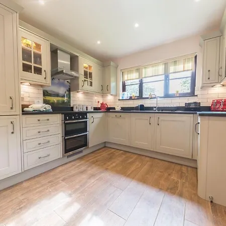 Roseberry コニストン